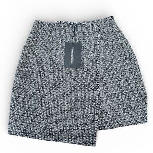 Pretty Little Thing black white tweed mini skirt raw hem Faux wrap size 4